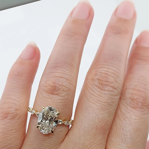 Premium Women's 18K 14K 10K Solid Gold Oval Cut lab grown Diamond Engagement <b>Ring</b> With Side Diamonds Classic Style GIA Certified - Product Image 1