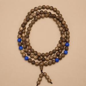Bracelet tendance en bois d'agar naturel vietnamien, 108 perles, fait main, unisexe, perles de corail bleu et de bois d'agar - Product Image 1