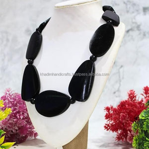 Collar de Resina Hecho a Mano, Elegante Colgante de Resina Epoxi para Mujer, Artesanía Khadim, Opción de Logotipo Personalizado para Regalo - Product Image 3