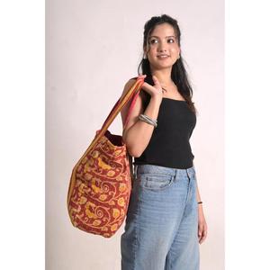 Bolso Tote Vintage Boho Floral Kantha, Bolso de Hombro Reutilizable de Algodón Estampado Hecho a Mano, Bolso de Mercado Ecológico de Rajasthan - Product Image 2