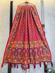 Dupatta en georgette khadi pure de qualité supérieure, avec un design lourd de meenakari et des broderies miroir faites à la main, 2,6 mètres, pour tenue ethnique festive. - Product Image 3