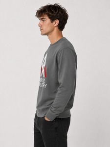 เสื้อสเวตเชิ้ตพรีเมียมสำหรับผู้ชาย ผลิตจากผ้าเนื้อนุ่ม ระบายอากาศได้ดี ให้ความสบายในทุกๆ วัน ให้ความอบอุ่น และทนทานยาวนาน - Product Image 6