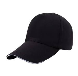 Gorra Deportiva Formal Unisex de 5 Paneles con Logotipo Bordado Personalizado, Diseño de Leopardo, 100% Algodón Oxford, Color Cobre Dorado, para las 4 Estaciones - Product Image 1