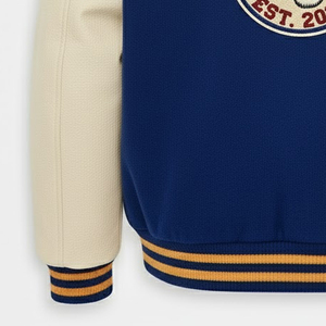 Blouson universitaire vintage de créateur en chenille brodée pour homme, coupe-vent et écologique, nouvelle collection hiver 2026, vente en gros - Product Image 6
