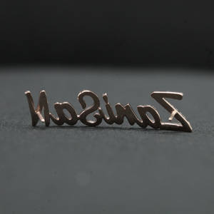 Colgante de Aleación Chapado en Oro con Diamantes Esmerilados de Alto Brillo, Estilo Hip Hop, Diseño Imperial - Product Image 2