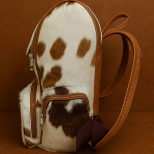 Mochilas escolares de cuero vacuno de lujo con pelo, venta al por mayor, proveedor OEM, bolsos para estudiantes hechos a mano de primera calidad para exportación a bajo precio - Product Image 6
