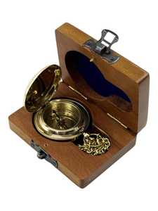 Boussole de voyage décorative Hs Husnain Crafts, artisanale en laiton avec étui en bois dur, navigation maritime directionnelle, meilleurs gadgets nautiques bon marché - Product Image 2