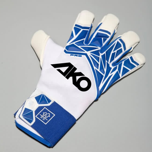 ถุงมือผู้รักษาประตูฟุตบอลมืออาชีพสำหรับผู้ใหญ่และเด็ก รุ่นใหม่ปี 2026 ยี่ห้อ Martinez ผลิตโดย Ako - Product Image 4
