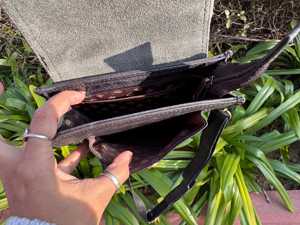 Bolso de Pecho de Cuero Vacuno de Lujo, Bolso Bandolera de Piel Natural con Pelo, Bolso Cruzado con Estampado Vaquero, Bolso de Hombro de Viaje LCB-0208 - Product Image 5