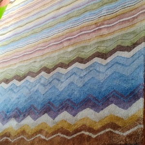 Nouveaux tapis en viscose et bambou tuftés à la main avec support en toile de coton, design persan, antidérapants, à poils coupés - Product Image 1