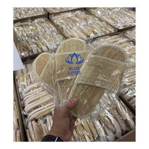 Pantuflas de spa de lufa de CALIDAD PREMIUM 2026, sandalias transpirables tejidas para exfoliación de pies y comodidad en la ducha - Product Image 1