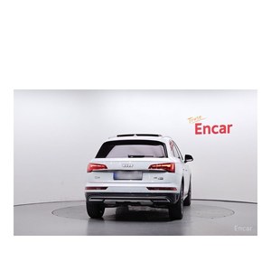 Audi Q5 45 TFSI quattro 2023, 28 032 km, conduite à gauche, sièges en cuir, caméra de recul - Product Image 4