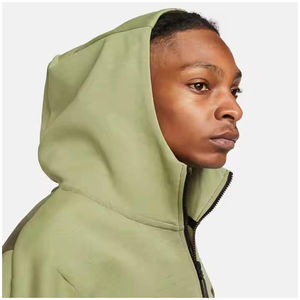 Ensemble de survêtement unisexe décontracté pour la gym, coupe ajustée, élégant et confortable, survêtements personnalisés pour hommes - Product Image 3