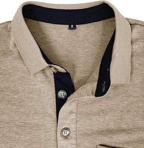 Elegante Camiseta Polo de Color con Botones y Bolsillo en el Pecho, Cuello Alto, Transpirable, Corte Regular, Hecha en Pakistán - Product Image 5