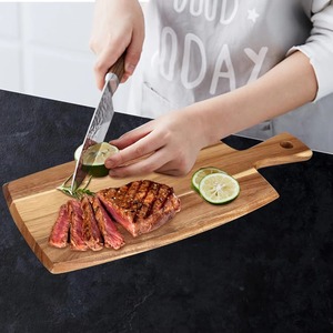 Planche à découper en bois d'acacia - Lavable au lave-vaisselle, durable et écologique - Product Image 5