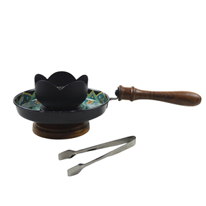 Quemador de incienso de acero metálico con mango de madera, acabado dorado, para fragancia del hogar y Bakhoor, con pinzas de acero y base de madera. - Product Image 4