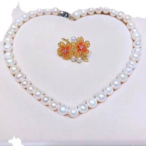 Ensemble de bijoux fins neufs, collier de perles d'eau douce naturelles recommandé de 8 à 9 mm et broche en fleur de cerisier, boîte cadeau incluse - Product Image 5
