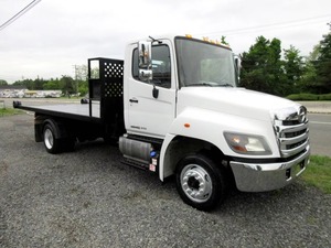 Camión Tractor Diésel 6x4 de Servicio Pesado para Transporte Logístico Global, Carga por Carretera y Envío - Product Image 3