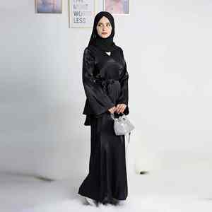 Abaya musulmane décontractée et moderne pour femme, style cape superposée, longueur ras du sol, respirante et légère, style Dubaï, tenue islamique modeste - Product Image 1