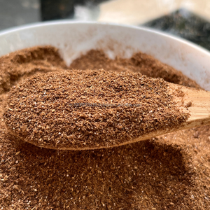 Poudre de Molasses Séchée par Pulvérisation de Qualité Supérieure, Source Naturelle d'Énergie, Ingrédient Alimentaire de Qualité Supérieure pour Chevaux, Bovins, Porcs, Vietnam 12 - Product Image 1