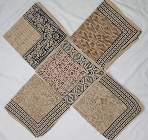 Pañuelo Cuadrado de Algodón Personalizado al por Mayor, Bandana con Estampado a Mano, Logotipo Personalizado, 53x53cm, Transpirable y Duradero para Primavera/Verano - Product Image 3
