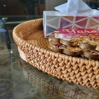 Plateaux de service et de rangement en rotin naturel faits à la main, écologiques, style bohème, vaisselle pour salon, prêts à offrir en gros