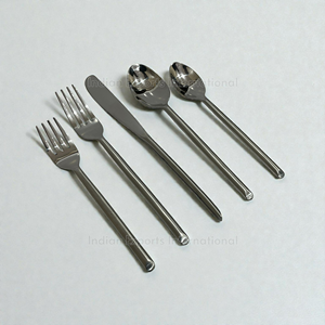 ENSEMBLE DE COUCHES DE SÉRVISSAGE EN ACIER INOXYDABLE Finition Miroir Moderne |   Collection de couverts de luxe pour la restauration de IEI - Product Image 4