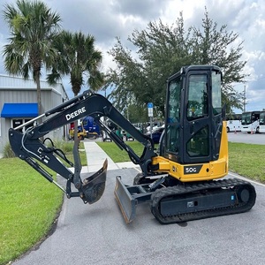 Système hydraulique robuste et fiable pour mini-excavatrice compacte 50G John Deere, avec moteur et pompe haute performance - Product Image 4