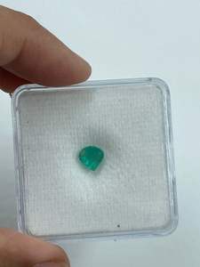 Piedra Preciosa de Esmeralda Zambiana Natural de la Mejor Calidad, 0.52 Quilates, 5.8MM, Corte Pera, Colgante, Joyería Fina al por Mayor - Product Image 4