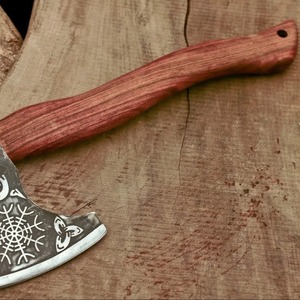 Hache artisanale de qualité industrielle haute performance avec design celtique, lame en acier forgé, manche en bois, pour la survie - Product Image 4