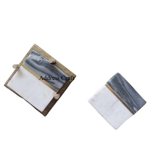 Sous-verres carrés en pierre naturelle de haute qualité de 10 cm Design créatif incrustation de laiton vaisselle en marbre élégante pour boissons tapis tampons - Product Image 1