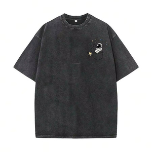 Camiseta de Verano para Hombre con Estampado de Astronauta, Cuello Redondo, Manga Corta, Lavado Desgastado - Directo de Fábrica, Personalización Disponible F10 - Product Image 1