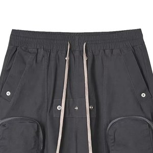 Shorts décontractés tendance streetwear en coton anti-rides style dark, taille mi-haute, grandes poches, cordon de serrage, design utilitaire, vente en gros - Product Image 5