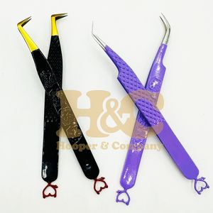 Pince à cils Hooper Company en acier inoxydable, durable, à pointe fine, coudée à 90 degrés, pour extensions de cils - Product Image 6