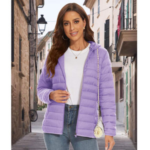 Veste matelassée d'hiver pour femme, à capuche, à manches longues, coupe ajustée, fermeture éclair, couleur unie, style décontracté - Product Image 5