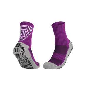 Chaussettes de football antidérapantes pour jeunes, personnalisées, hauteur genou, respirantes, durables, vêtements de sport athlétiques fabriqués au Pakistan - Product Image 6