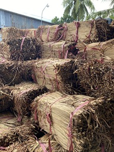 Vietnam Bulk Raw Water Hyacinth Natural Fiber Material for Basket Weaving Craft Furniture Decor Manufacturing Supply - Product Image 3