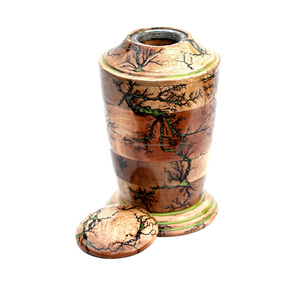 Urna Funeraria de Madera de Mango Estilo Americano para Cenizas Humanas, Diseño Personalizable, Capacidad de 220 Pulgadas Cúbicas, Urna Funeraria Resistente - Product Image 4