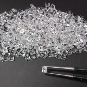 โทแพซสีขาวธรรมชาติ 3 มม. ทรงสี่เหลี่ยมเจียระไนแบบสเต็ปคัท คุณภาพดีที่สุด พลอยเม็ดเดี่ยวสำหรับทำเครื่องประดับ - Product Image 1