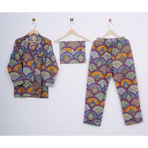 ชุดนอนผ้าฝ้ายแท้พิมพ์ลายดอกไม้สำหรับผู้หญิง ดีไซน์หรูหรา ระบายอากาศได้ดี เหมาะสำหรับเพื่อนเจ้าสาว ใส่เล่นน้ำ ใส่พักผ่อนช่วงวันหยุด หรือใส่นอน - Product Image 1