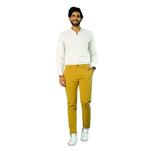 Pantalon chino en coton gris clair pour homme, coupe droite, style décontracté chic, fermeture boutonnée, taille mi-haute, devant plat, idéal pour le printemps - Product Image 4
