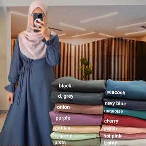 Colección Eid: Túnica Abaya Burqa Transpirable de Primavera, Confeccionada con Tela Importada Cey Crush/Harir Maksur, con Cordón Ajustable a Juego - Product Image 2