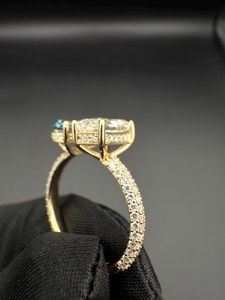 Anillo único apilable con diamantes azules cultivados en laboratorio y corte esmeralda para oro macizo de 14K, regalo único de aniversario o promesa para tu pareja. - Product Image 6