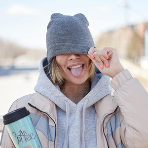 Gorros de Invierno Unisex Premium, 100% Acrílico, Tela Cómoda, Ajuste Ajustable, Uso en Exteriores, Uso Diario, para Clima Frío - Product Image 3