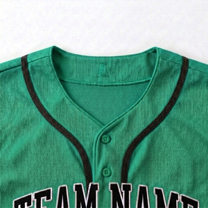 Camiseta de Béisbol Verde Personalizada de Alta Calidad, con Botones al Frente, Manga Corta, Malla Transpirable, Nombre y Número del Equipo, Hecha en Pakistán - Product Image 6