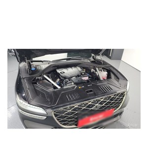 Genesis GV70 2024 2.5T Gasolina 2WD con 9,371 km, Caja de Cambios Automática, Asientos de Cuero, Volante a la Izquierda, Cámara Trasera - Product Image 6