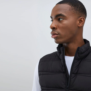 <b>Black</b> Stand Collar Puffer <b>Vest</b> Zipper Closure Windproof Casual Winter Outerwear 100% Polyester Solid Color Regular Length - Product Image 4