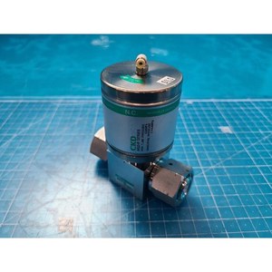 Válvula Química Operada por Aire CKD AGD21R-6RJ, Usada como Pieza de Repuesto para Equipos Semiconductores Legacy - Product Image 6