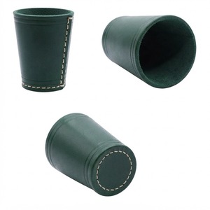 Coupe à dés Yahtzee - Coupe à dés en cuir véritable sur mesure pour les jeux de hasard, les casinos, les jeux de société - Product Image 4
