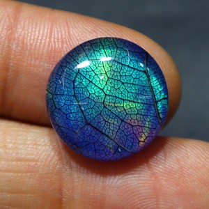 Opal doblete mariposa monarca hecho a mano, joyería de opal mariposa, joyería de piedra de opal fuego azul, opal doblete fuego, gema de opal mariposa - Product Image 1